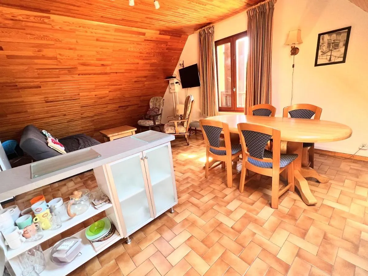 Appartement 6 couchages à proximité du lac et du plan d'eau d'embrun Saint-Sauveur  Appartamento Saint-Sauveur (Hautes-Alpes)
